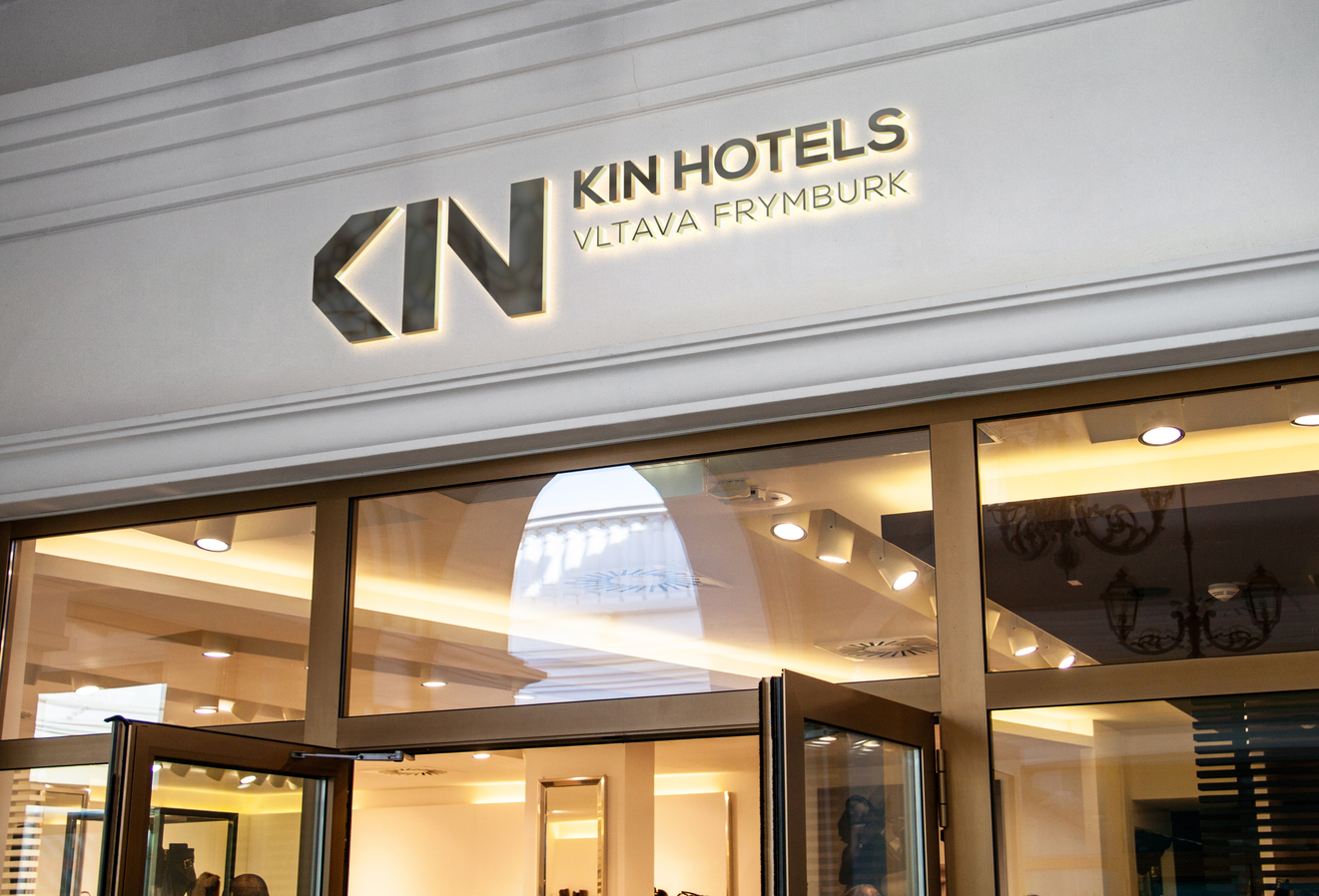 KIN Hotels